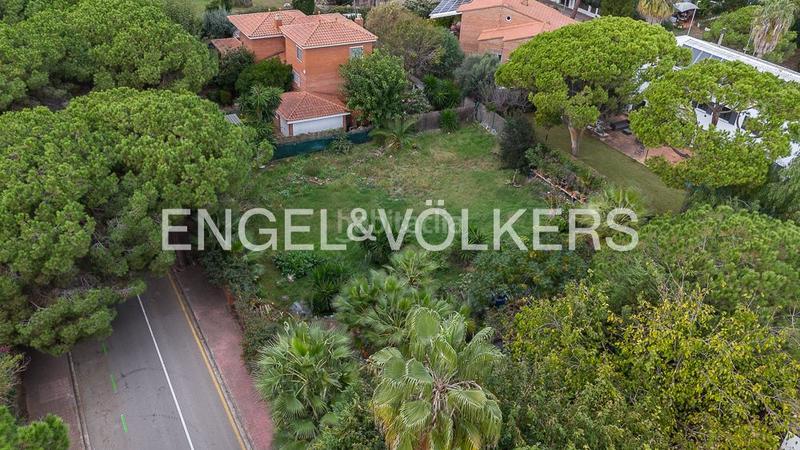 Foto 1655644b-bbad-45f8-81df-6e8f875064da. Terreno residencial inmejorable parcela en gavá mar en Gavà