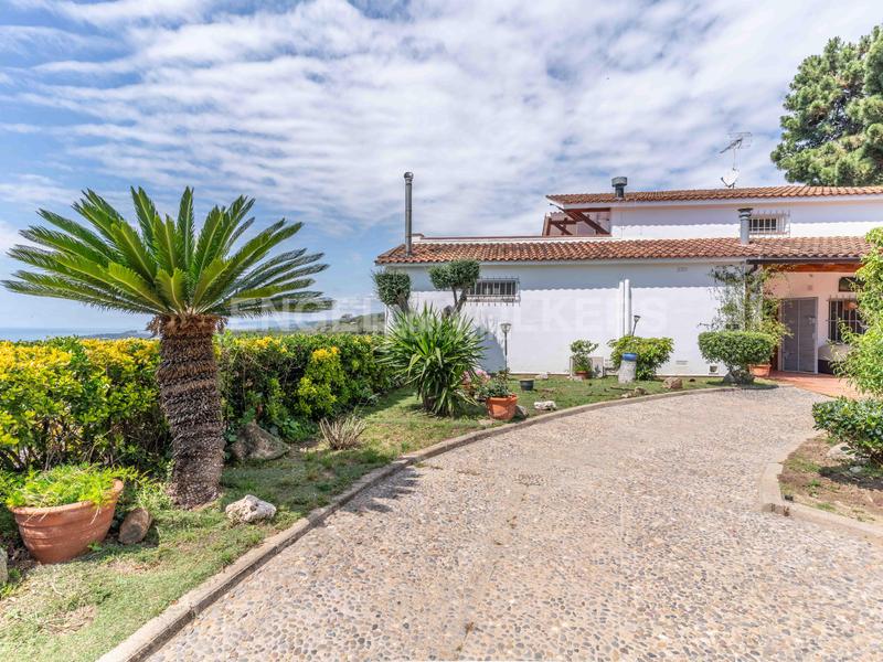 Foto 592046b3-33f0-4f58-b97f-cfe43f7d668b. Haus mit heizung in Canet de Mar