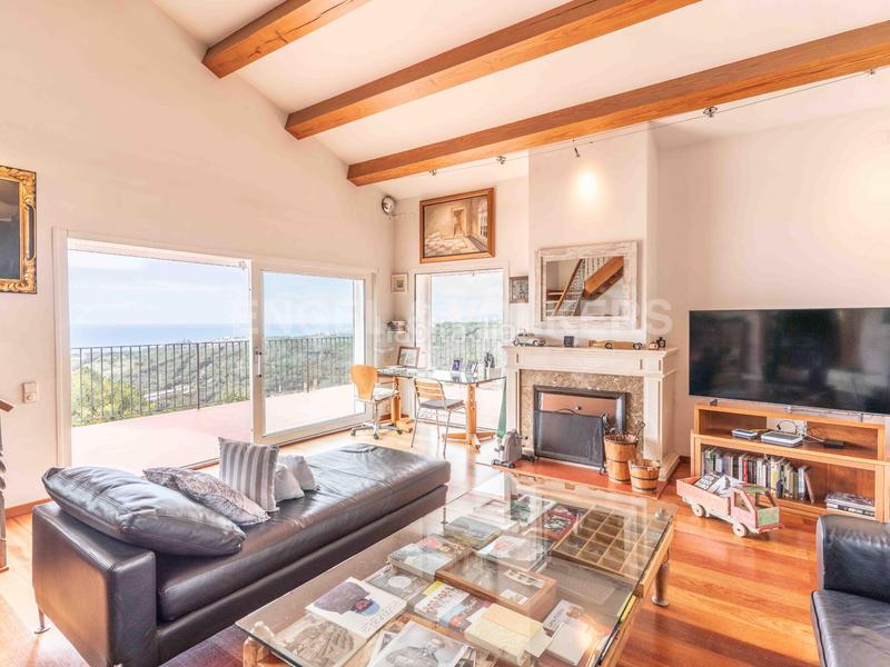 Foto 5b149628-d6ba-4dd8-9110-9fd54f8df26f. Haus mit heizung in Canet de Mar