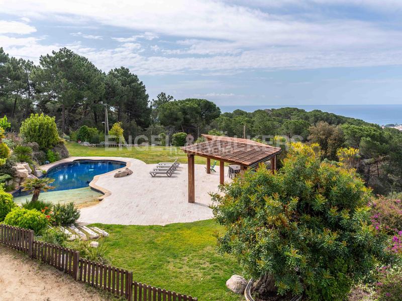 Foto ca46b839-d49a-4de5-ad9b-a9454e81c9de. Haus mit heizung in Canet de Mar