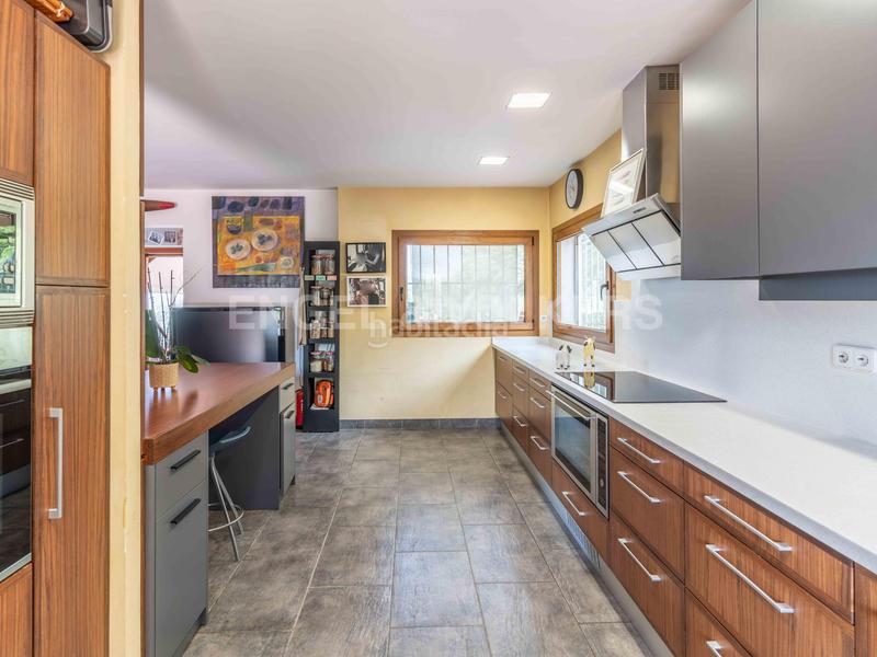 Foto ec2a878b-cb64-4109-91d2-d0f28f01374b. Haus mit heizung in Canet de Mar