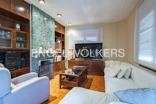 Maison à Molins de Rei. Gran casa en molins de rei, con aparcamiento