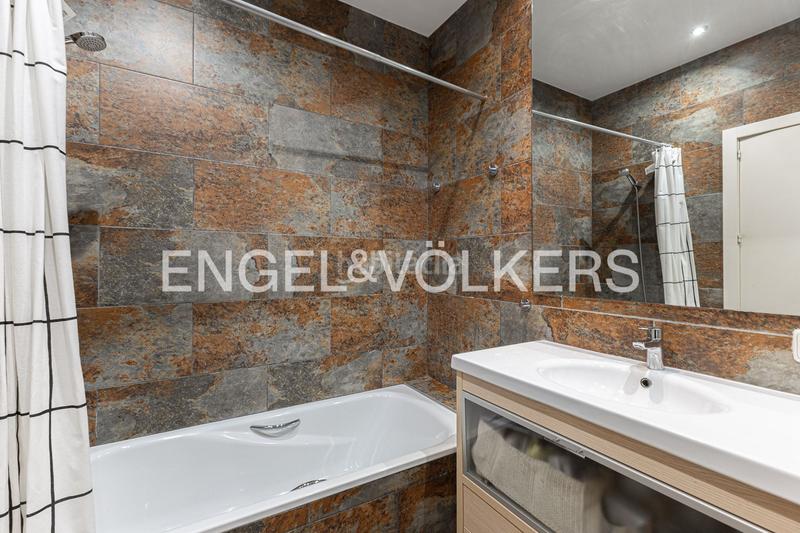 Foto dd2bad24-1768-4f29-b8bd-f4c4616dc117. Piccolo appartamento con riscaldamento in Dreta de l´Eixample Barcelona