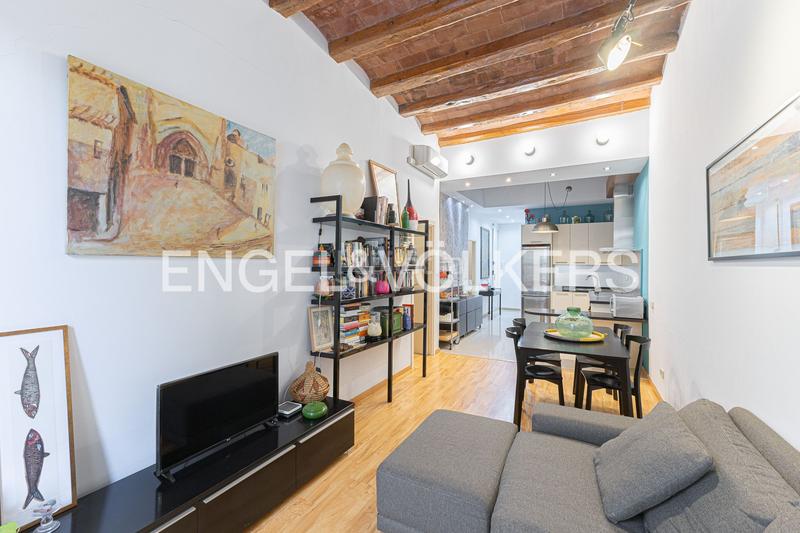 Foto e95e36c7-44f7-429f-8a81-6fa0f6c99d81. Piccolo appartamento con riscaldamento in Dreta de l´Eixample Barcelona