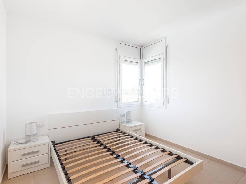 Foto 47325311-7b9e-4c9b-994c-10f51ab4d769. Lloguer apartament amb calefacció aparcament piscina a Sitges