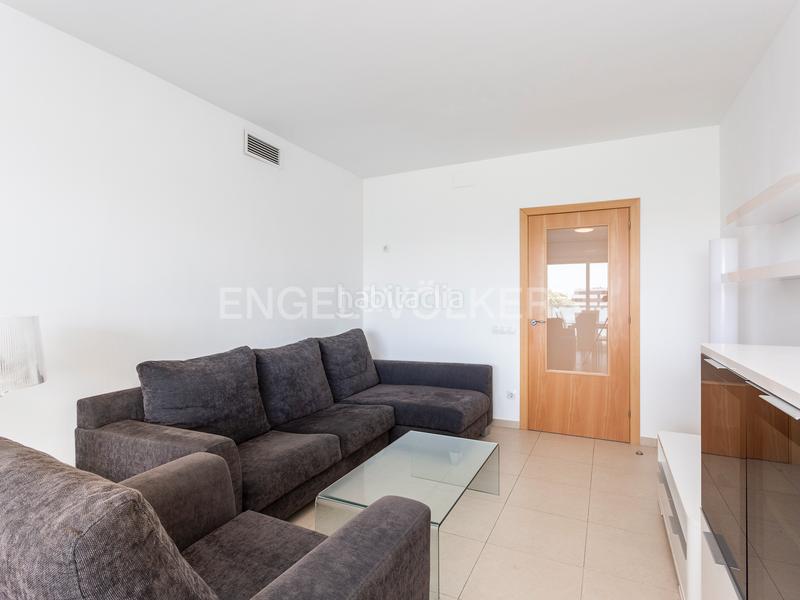 Foto 7a5b3924-0c2c-4899-b15f-61a55f5977f1. Miete appartement mit heizung parking pool in Aiguadolç - Sant Sebastià Sitges