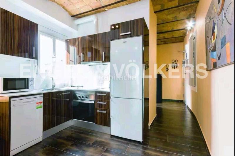 Foto 51b45cdc-47ae-40f8-b3ce-94598fed3ced. Miete appartement mit heizung in El Camp de l´Arpa del Clot Barcelona