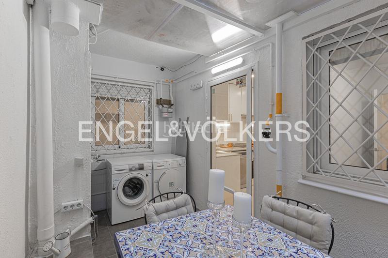 Foto eebb9d2c-6af6-42a0-aa18-e5a64e5f86e6. Lloguer apartament amb calefacció a Dreta de l´Eixample Barcelona