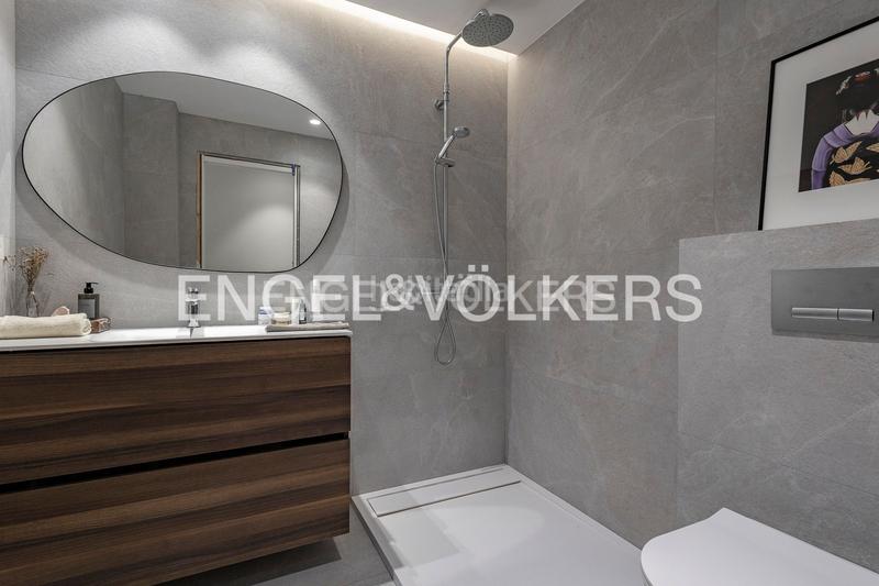 Foto 0cc106e7-b2a4-46b9-bac8-8b02e2c0d1b1. Ático fabuloso ático en el corazón . en Centre-Estació Gavà