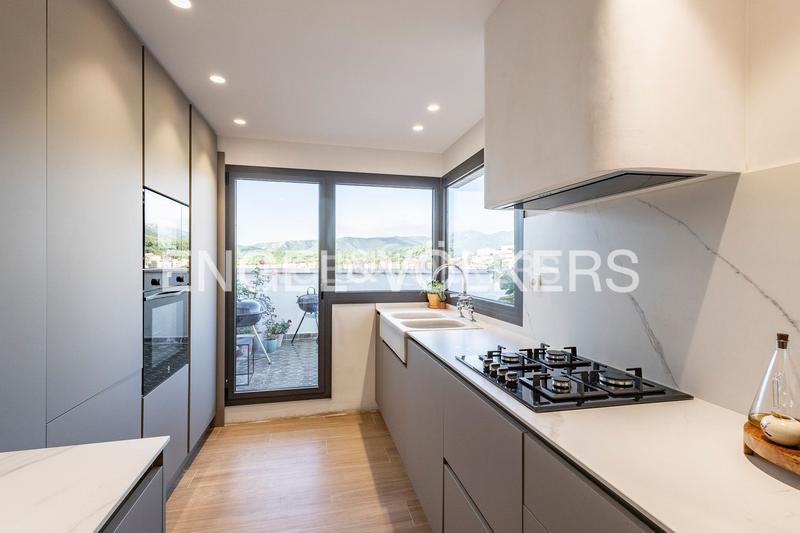 Foto 0e81b93f-f48b-43ed-8e37-f804fffe34c3. Ático fabuloso ático en el corazón . en Centre-Estació Gavà