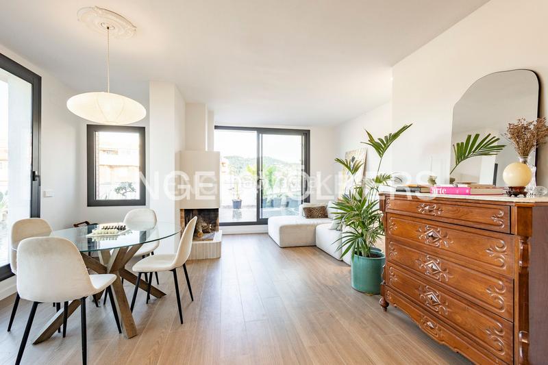 Foto 319a607b-e8b3-4dd8-b3d4-3a72d465bb33. Ático fabuloso ático en el corazón . en Centre-Estació Gavà