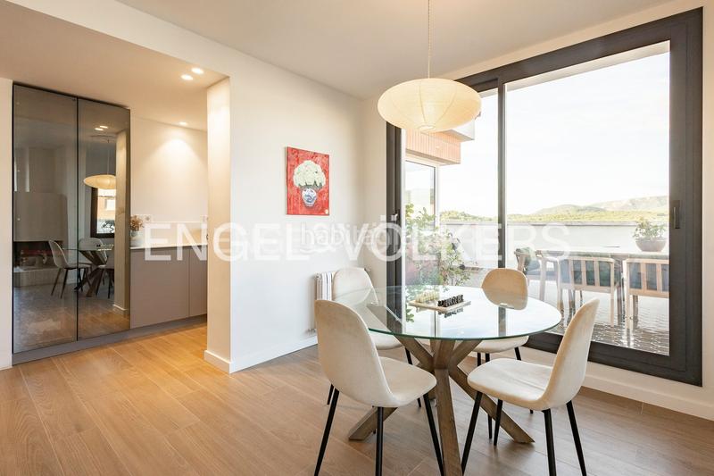 Foto 6c9c01f1-0999-46ed-960c-a08180d04a85. Ático fabuloso ático en el corazón . en Centre-Estació Gavà