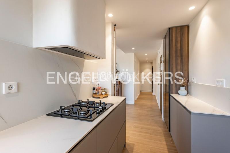 Foto e6a6b3dd-38aa-4593-9550-596e67a0281f. Ático fabuloso ático en el corazón . en Centre-Estació Gavà