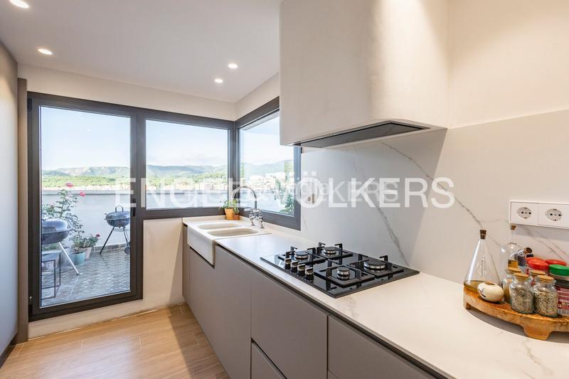 Foto f860f737-d9e0-4782-b7a8-62b266a20bfe. Ático fabuloso ático en el corazón . en Centre-Estació Gavà