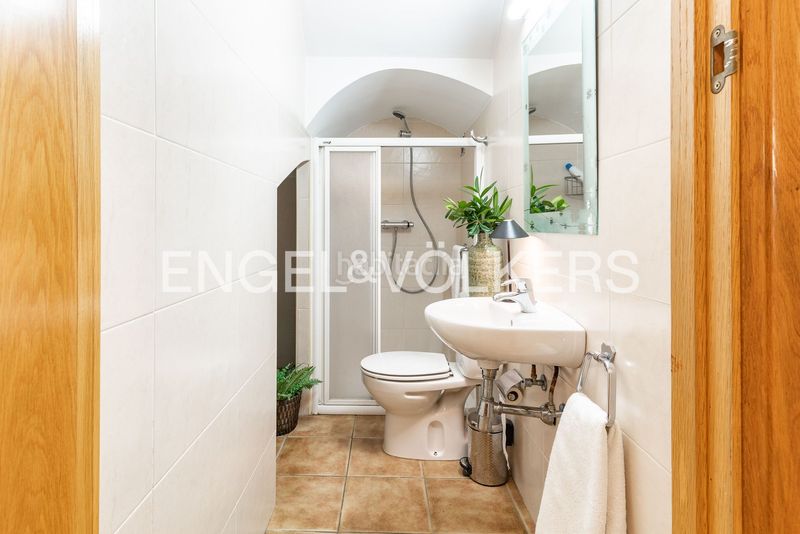 Foto e8ed2a19-e070-4637-a27a-3799215e7e5c. Casa adossada amb calefacció a Centre-Nucli Antic Premià de Mar