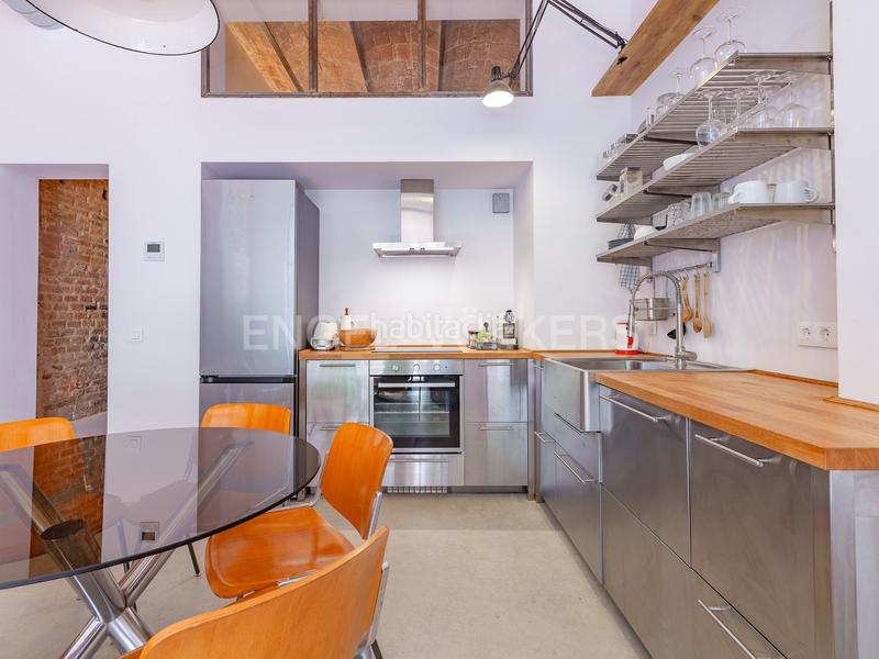 Foto 1232ab09-4509-4946-a1b4-4613b6b2459c. Miete appartement mit heizung in El Poble Sec - Parc de Montjuïc Barcelona