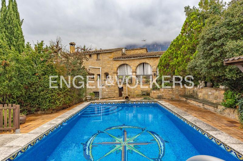 Foto e5b53fa0-4661-4367-ab60-c4624dfd160c. Mas avec chauffage parking dans Marganell