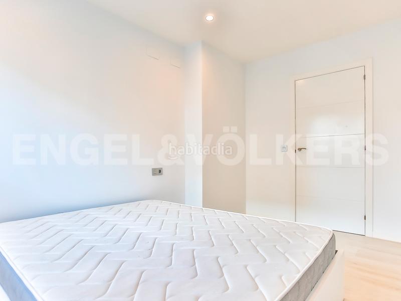 Foto 18089e5e-5a9d-4809-8105-bb9eff545b77. Alquiler apartamento piso moderno, semi nuevo en Centre Sitges