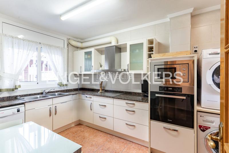 Foto f8b05249-c0b9-4387-a006-e328a65a5384. Maison avec chauffage parking dans Ocata Masnou (El)