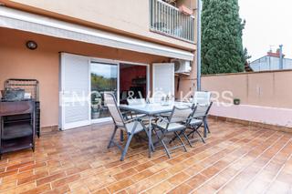 Reihenhaus  Anna mogas. Casa o chalet en venta en la calle anna mogas, bigues i riells d