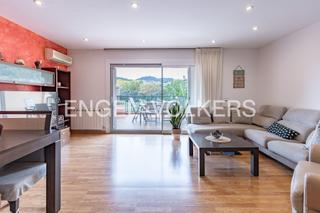 Reihenhaus  Anna mogas. Casa o chalet en venta en la calle anna mogas, bigues i riells d