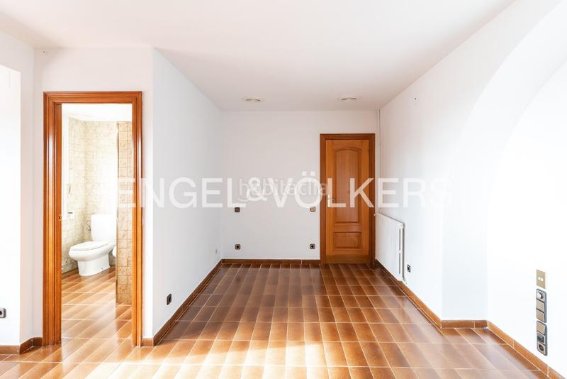 Foto 36cdc771-0620-4504-bed4-9f0f21a69eb2. Casa con riscaldamento parcheggio in Sant Vicenç Centre Sant Vicenç de Montalt