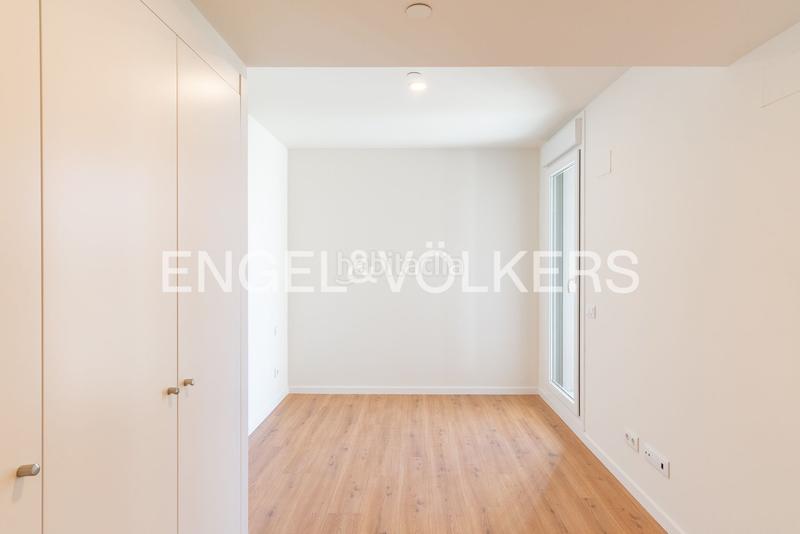 Foto 3616394c-baf6-435a-bb78-cae2d5d3faa3. Alquiler apartamento elegancia y modernidad en el emblemático edificio torre barceló en Mataró