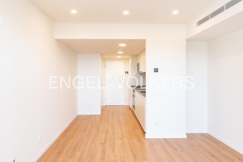 Foto 67fc1f06-9304-4aef-93f9-85bcb1676050. Rent apartment with heating parking pool in Eixample Mataró