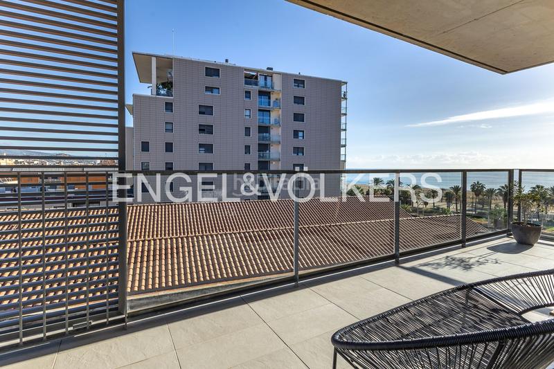 Foto 9715a35b-7fef-4827-9441-f7f8d2ff993f. Apartament amb calefacció a Centre Mataró