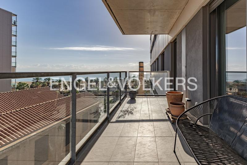 Foto f1f8f177-3f42-4683-ab0d-69801cf89bf9. Apartament amb calefacció a Centre Mataró