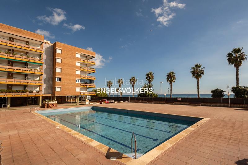 Foto 5ad1b9e4-d717-44e6-bb85-0beeab41f901. Penthouse with heating parking in Platja de la Paella Torredembarra