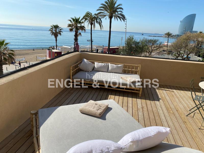 Foto 5d470ab1-9c9b-4804-8d92-b58fd11a9e7d. Alquiler ático duplex de lujo con terraza y vistas al mar en Barcelona