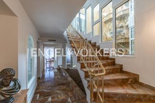 Maison à Sant miquel. Residencia de lujo en el corazón de granollers.