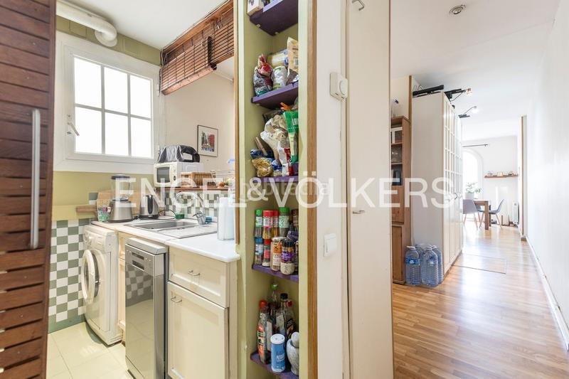 Foto 69eb7943-3aff-4f92-b584-84ff5dc8f974. Appartement avec chauffage dans Sant Antoni Barcelona