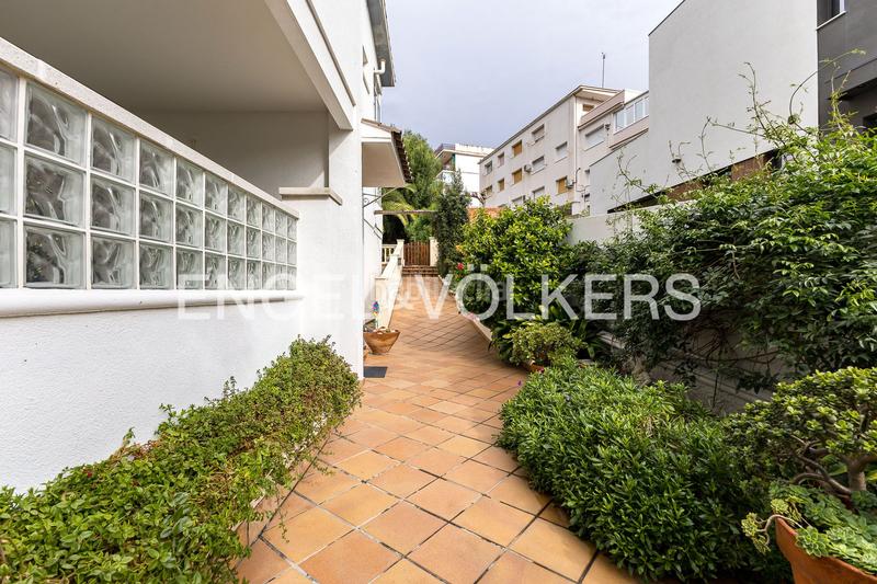 Foto 26ca4d59-b529-4aaa-b69f-cce06ee5b5e9. Casa amb calefacció aparcament piscina a El Poal Castelldefels