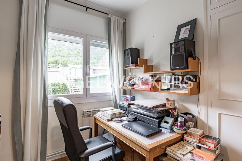 Foto 4f9e1f85-a54f-4494-b505-44042fe5ff27. Casa amb calefacció aparcament piscina a El Poal Castelldefels