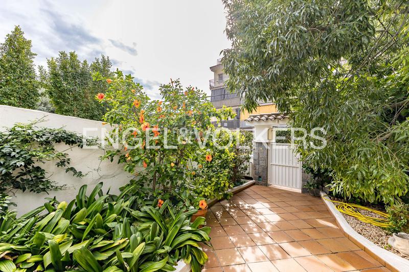 Foto 6653ce9a-0b58-4eea-8fae-be81e83cde84. Casa amb calefacció aparcament piscina a El Poal Castelldefels