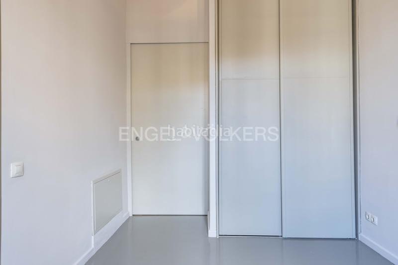 Foto fb71da1e-d859-429d-9218-ac903dcad60a. Alquiler casa  moderna con terraza en La Salut Barcelona