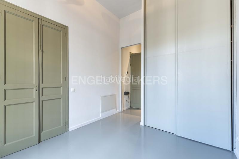 Foto 2aa7a206-7d27-4ec2-8687-44cb18a1bd26. Lloguer casa amb calefacció a La Salut Barcelona