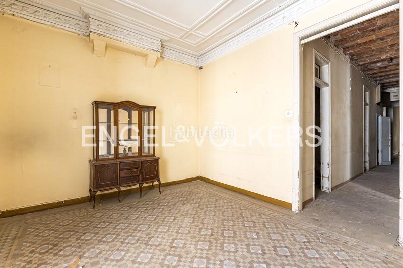 Foto 7a5acdb2-cd63-402f-a747-fe9d544cd543. Appartement avec chauffage dans L´Antiga Esquerra de l´Eixample Barcelona