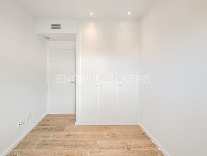 Foto e7b34332-57d6-4433-b4d7-266a823bc4ba. Alquiler apartamento larga duracion. apartamentos a estrenar en Finestrelles en Esplugues de Llobregat