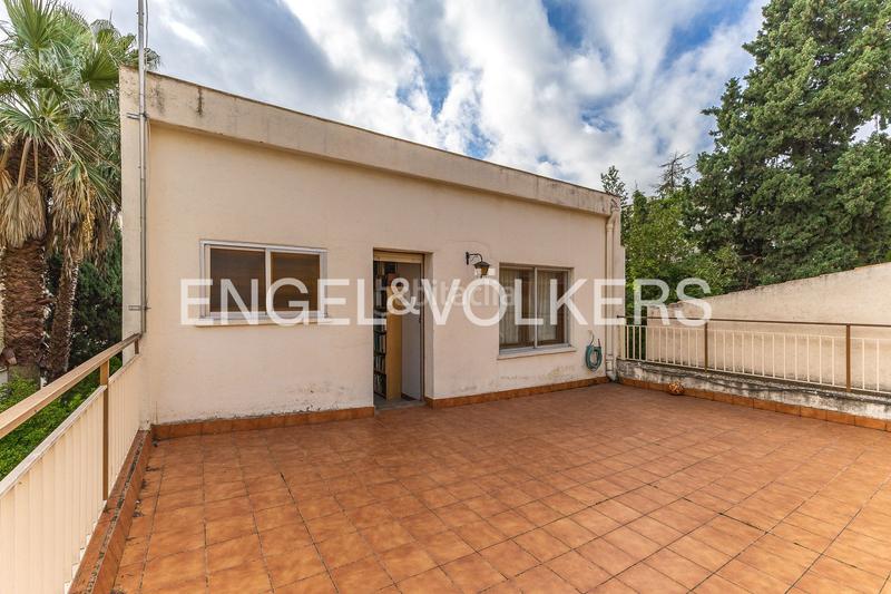 Foto 03f5808a-8975-4b22-b5e9-7d4681ccd0fa. Casa amb calefacció aparcament a Ca n'Aurell Terrassa