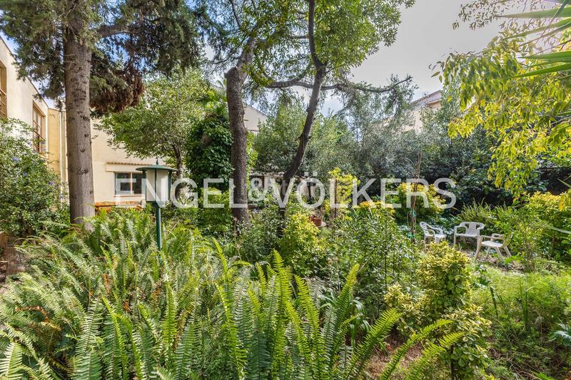 Foto 236313e2-8b19-459b-8ee9-e5ade5689490. Casa amb calefacció aparcament a Ca n'Aurell Terrassa