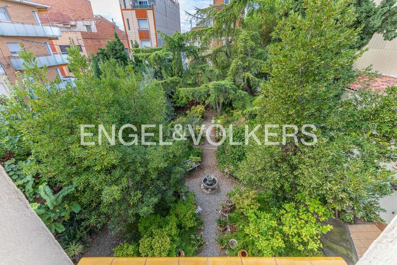 Foto 25e5baa1-a692-4d4b-8fac-ac8d53dd2b40. Casa amb calefacció aparcament a Ca n'Aurell Terrassa