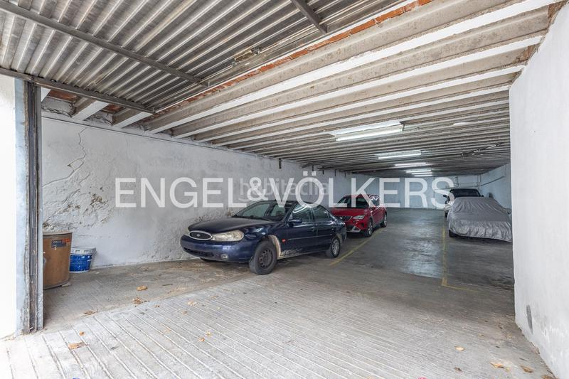 Foto 6fe858ad-b496-483b-9d28-a167378b8e60. Casa amb calefacció aparcament a Ca n'Aurell Terrassa