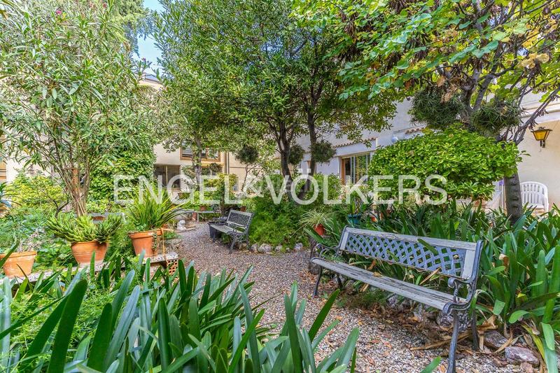 Foto cc8e5ba3-6b99-41aa-baf4-a8e0aa2c6c92. Casa amb calefacció aparcament a Ca n'Aurell Terrassa