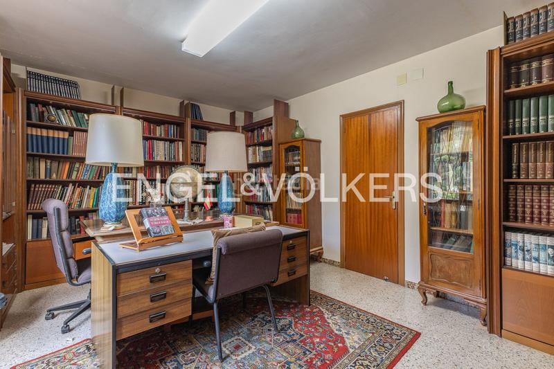 Foto cdb204ef-d2df-487b-b8b1-4b0f34e47a36. Casa amb calefacció aparcament a Ca n'Aurell Terrassa