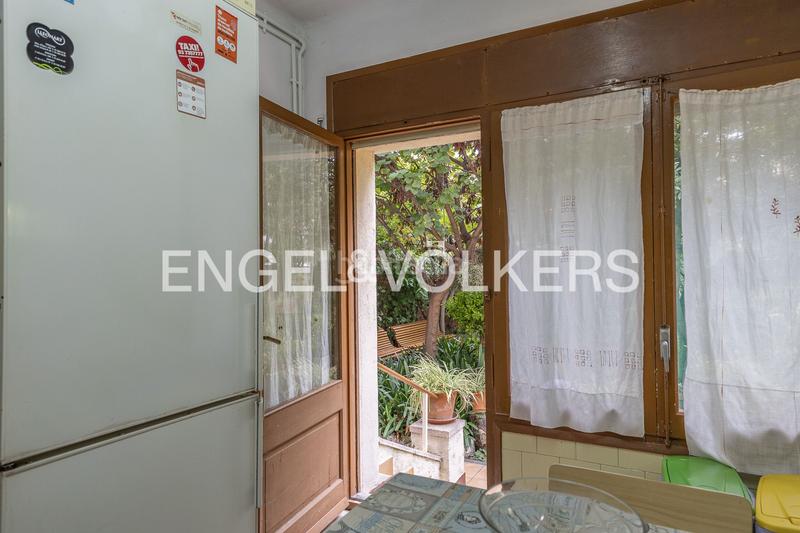 Foto d099a8a8-3fa9-440f-baba-5f35cb717003. Casa amb calefacció aparcament a Ca n'Aurell Terrassa