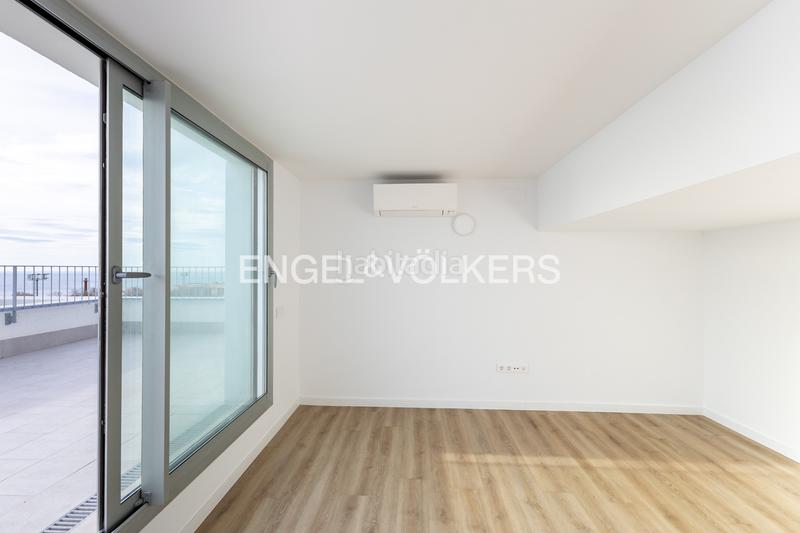 Foto 65994d1b-c009-455e-82f5-10a64e2299f4. Alquiler dúplex magnífico piso con vistas al mar, zona exclusiva en el masnou en Masnou (El)