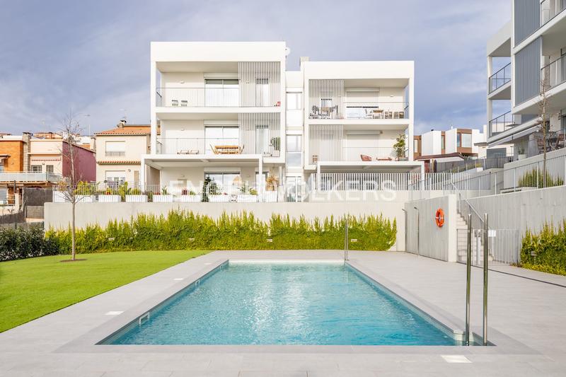 Foto 7ff1a0ce-3d28-40b6-bba8-117039b17c5f. Alquiler dúplex magnífico piso con vistas al mar, zona exclusiva en el masnou en Masnou (El)